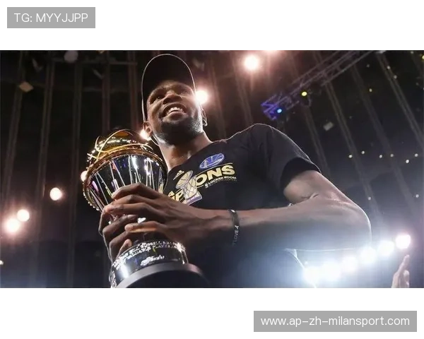 勇士队继续追逐荣耀,目标三冠王,勇士队4年3冠王朝 勇士队继续追逐荣耀,目标三冠王,勇士队4年3冠王朝