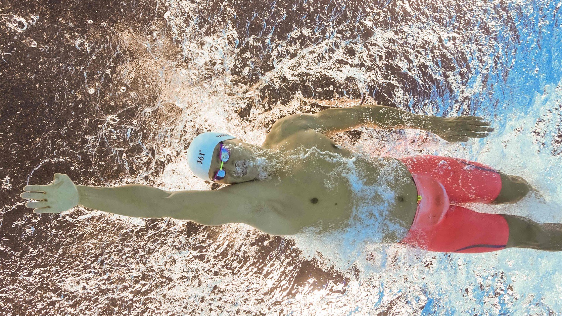 地铁线路定向挑战赛 参赛队伍合理规划换乘路线争取最短时间